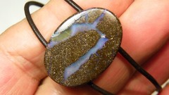 19cm LUCKY QUEENSLAND BOULDER OPAL CHARM LEATHER BRACELET OCA17070