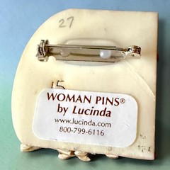 Lucinda Woman Pins Brooch Fashion Ladies Resin Glitter Statement Pin Vintage