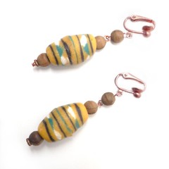 Vintage 1990s 20x15mm Yellow African Sand Cast Handmade Earrings Copper Clip On