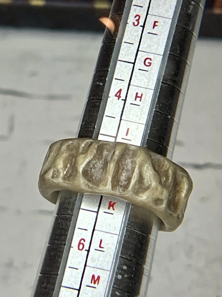 Vintage/Antique Brown Handcrafted OOAK Deer Elk Antler Ring Size 5