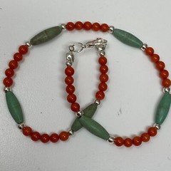 Handmade Beaded Anklet Red Coral and Green Magnesite Stone Beads Silver Tone
