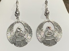 NEW-HANDCRAFTED VINTAGE EGYPTIAN REVIVAL SILVER-WINGED SCARAB EARRINGS w/CRYSTAL