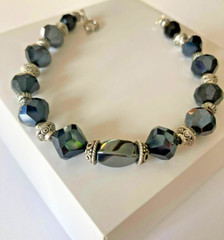 Bracelet Artisan Beaded Hematite and Silver Tone Beads 7.5″