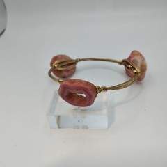 Pink Druzy Bracelet Large Quartz Pink Gemstones Goldtone Wire Bangle 8″ Gran