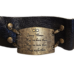 Lenny & Eva Brown Leather Cuff Bracelet «Strong Women» Engraved Metal Snaps