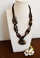 Vtg Waly Corp Of NJ USA Petrified Wood Opal Hand Crocheted Necklace 24”