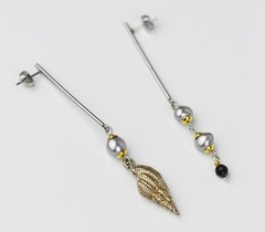 Auger seashell drop earrings, accent gray pearl mismatched earrings