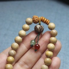 8mm Milk-Scented Wood Bracelet, Bodhi Lotus-Style Yoga Bracelet Mala Beads