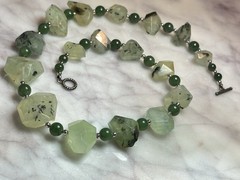 Vtg Natural Faceted Nugget Prehnite with Epidote and Jade Beaded Necklace 18”