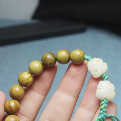 10mm Argentine Green Sandalwood Bracelet – Wooden Buddhist Prayer Beads