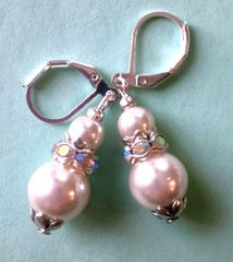 off WHITE GLASS PEARL Ring Crystal earring SP LEVERBACK hook