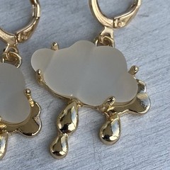 Min Favorit Frost Resin Rain Cloud & Gold Pl Artisan Drop Earrings So Fun!