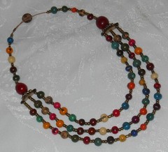 Handcrafted Honduras Artisan 24″ Necklace MULTICOLOR 3Strand Dramatic center pc
