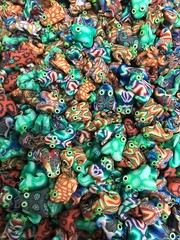 NEW Lot of 100 Polymer Clay FROG Pendant 20-25 mm Floral Hippy Skull