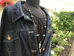 Howlite Bead Necklace with Amethyst Crystal Pendant – Boho Style, 1990s, Vintage