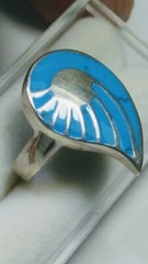 CUTE STERLING SILVER .925 WITH TURQUOISE INLAYS DESIGNER RING IN SIZE 5.75-6.0