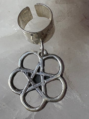 Ear Cuff with 5 Pointed Star 92.5 Pentagram Psychic power by JKL 615