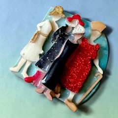 Lucinda Woman Pins Brooch Fashion Ladies Resin Glitter Statement Pin Vintage