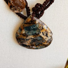 Vtg Waly Corp Of NJ USA Petrified Wood Opal Hand Crocheted Necklace 24”