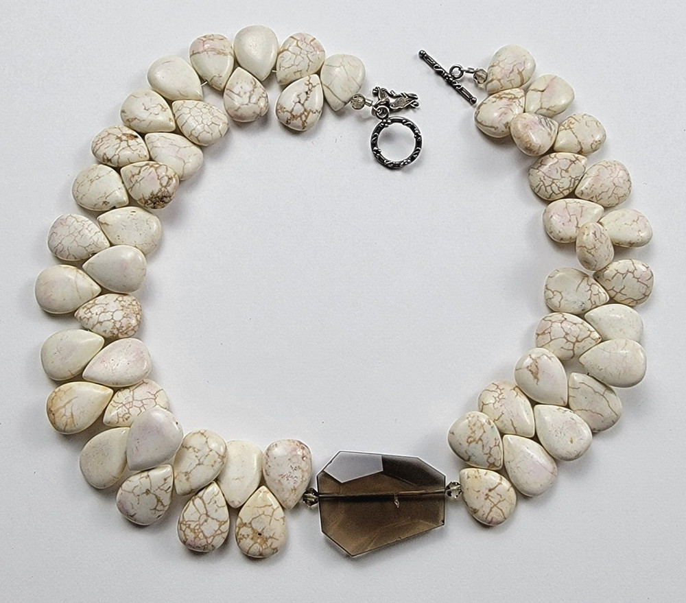 Vintage Teardrop Howlite Stone Smoke Quartz Charm Statement Choker Necklace 17″