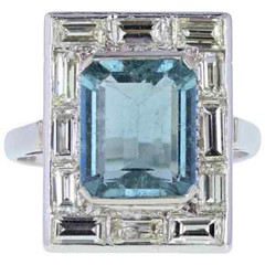 Fine Quality Late 20th Century Emerald Cut 7.13CT Aquamarine & 2.53CT CZ Ring