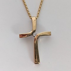 9ct Yellow Gold Cross Pendant Charm Diamond Stone 9k DIA Stamped Size 22 x 15mm