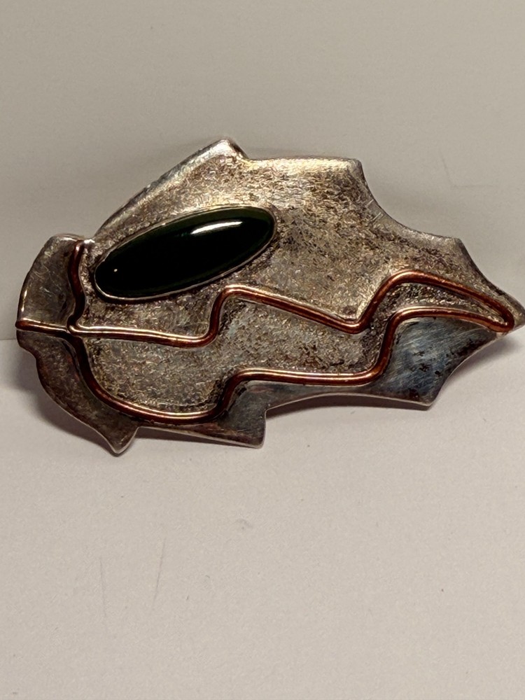 LM Sterling Silver Mixed Metal Brooch Pin Oval Green Inlay – Pre-owned