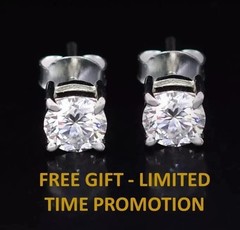 Lovely 3.00 Ct Certified White Diamond Pendant, Tariffs FREE & matching Studs.