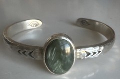 Rare Bhagsu Jewels 925 Silver Heirloom Cuff II Green Seraphinite Cabochon