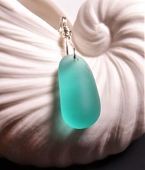 AUTUMN GREEN Sea glass pebble/chunk jewelry handmade Pendant Necklace