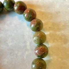 Natural Unakite Gemstone Beaded Stretch 7″ Bracelet Green Pink Stone Heart Charm