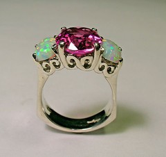 10 KT WHITE GOLD PINK TOURMALINE OPAL RING SIZE 8