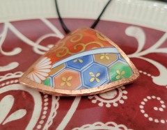 Broken China Kozan Gama Japan Imari Foil Wrapped Triangle Pendant Necklace