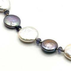 Vintage 90s Genuine Freshwater White Grey Coin Pearl Toggle Statement Necklace