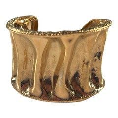 Gogo Ferguson Jewelry CHUK CHUK SEED POD CUFF Gold Plated – 6.25”