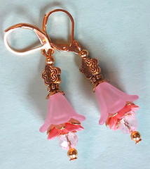 PINK PEACH acrylic FLOWER with ROSE CRYSTAL earring GP color LEVER BACK 722