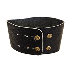Lenny & Eva Brown Leather Cuff Bracelet «Strong Women» Engraved Metal Snaps