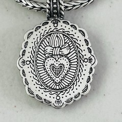 NEW Brighton Bracelet Victorian Inspired 7.5″ Silver Tone Cameo Pendant Flowers