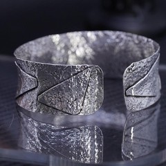 7”, vintage southwestern Sterling Silver 925 cuff bracelet geometric textures