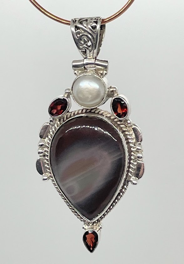 Brown Purple Agate Pendant with Biwa Pearl and Garnets in Silver