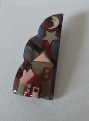 Vintage House Pins Lucinda Yates Man in the Moon Face Star Wall Wavy Brooch
