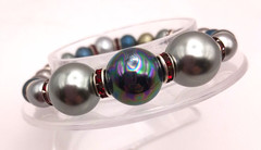 Enchanting South Sea Pearls Grays, Blues Red Accents Beaded Bracelet
