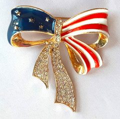 STARS STRIPES American Flag BROOCH Faceted crystals GOLD TONE color #BR41