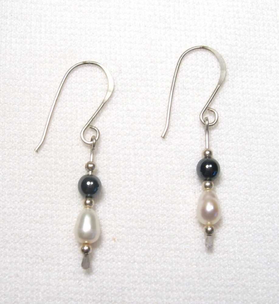 Lyn’s Jewelry Hematite and Freshwater Pearl Drop Earrings Silver