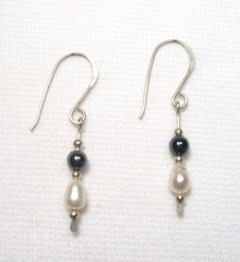 Lyn’s Jewelry Hematite and Freshwater Pearl Drop Earrings Silver