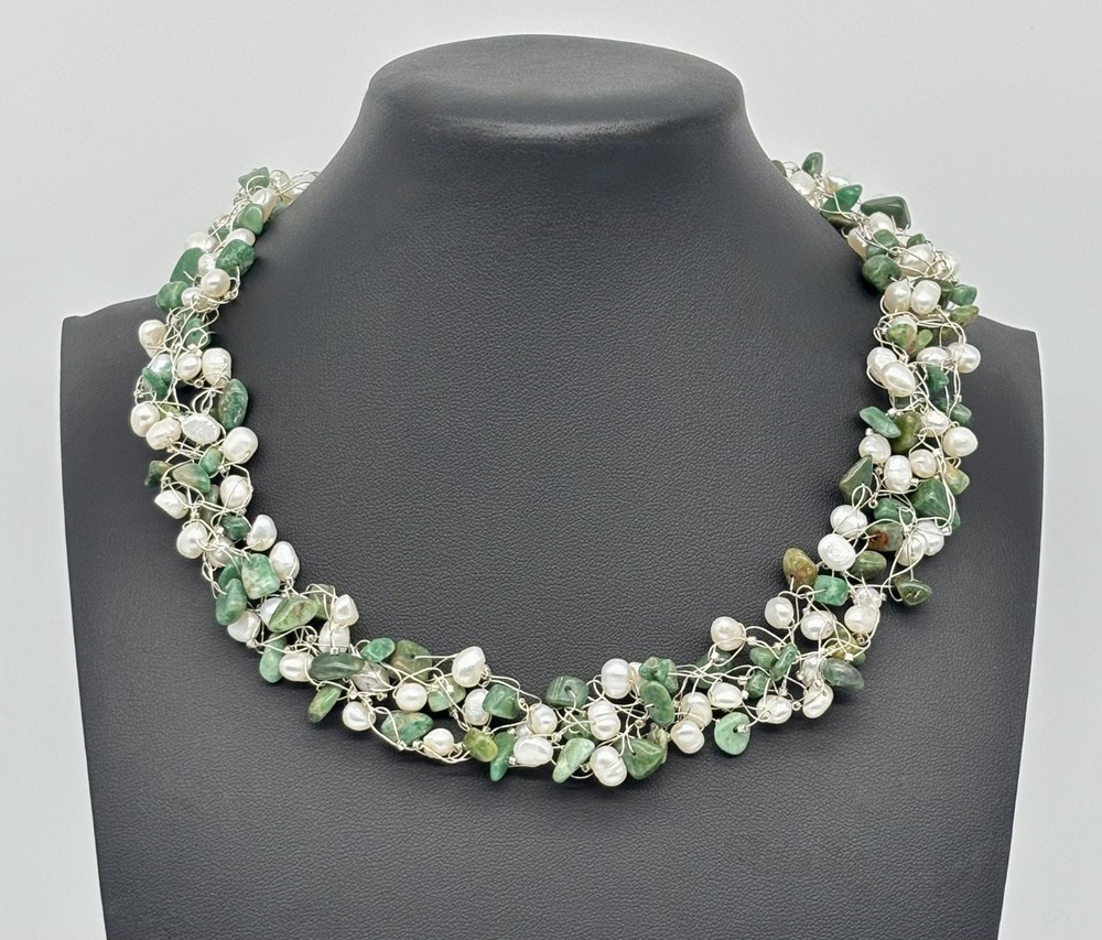 Artisan-Made Collar Necklace .999 Fine Silver W/Jade Chips And Freshwater Pearls