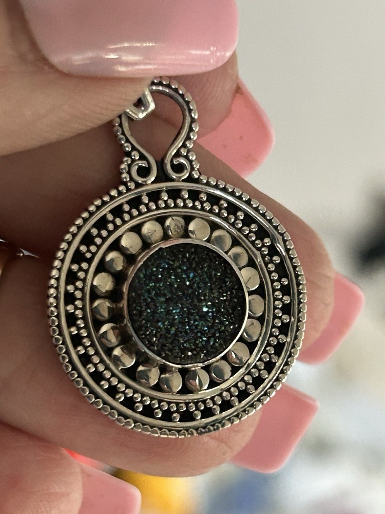Sterling silver green druzy Pendant 3.5cm Long with Bail And 2cm Wide