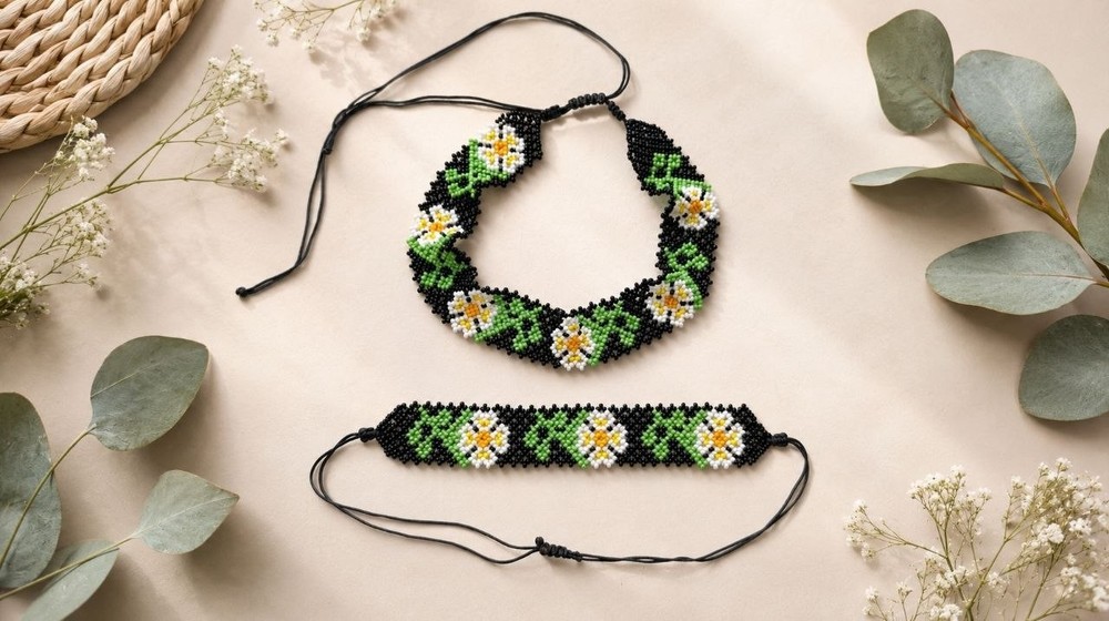 Beaded handmade jewelry set, Braclet + Choker