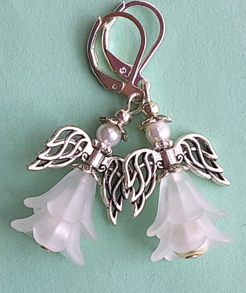 ANGEL Acrylic FLOWER & Glass Pearl earring SP LEVER BACK #FGG