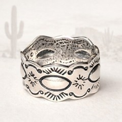 Shube Manufacturing Sterling Silver Stamped Ring Band Sz 7.5 Southwest Engraved